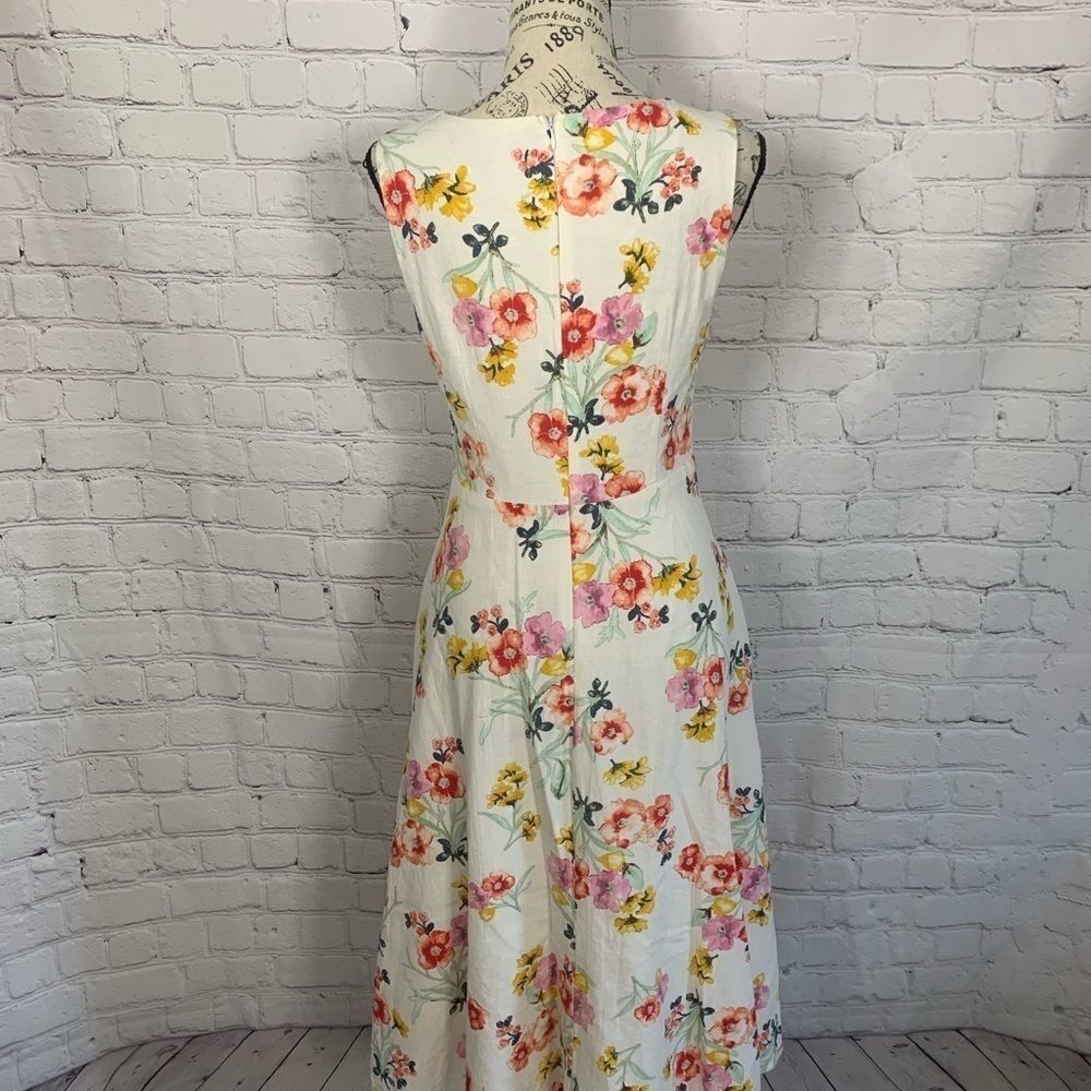 Forever 21 Floral MIDI Dress size medium - Picture 4 of 9